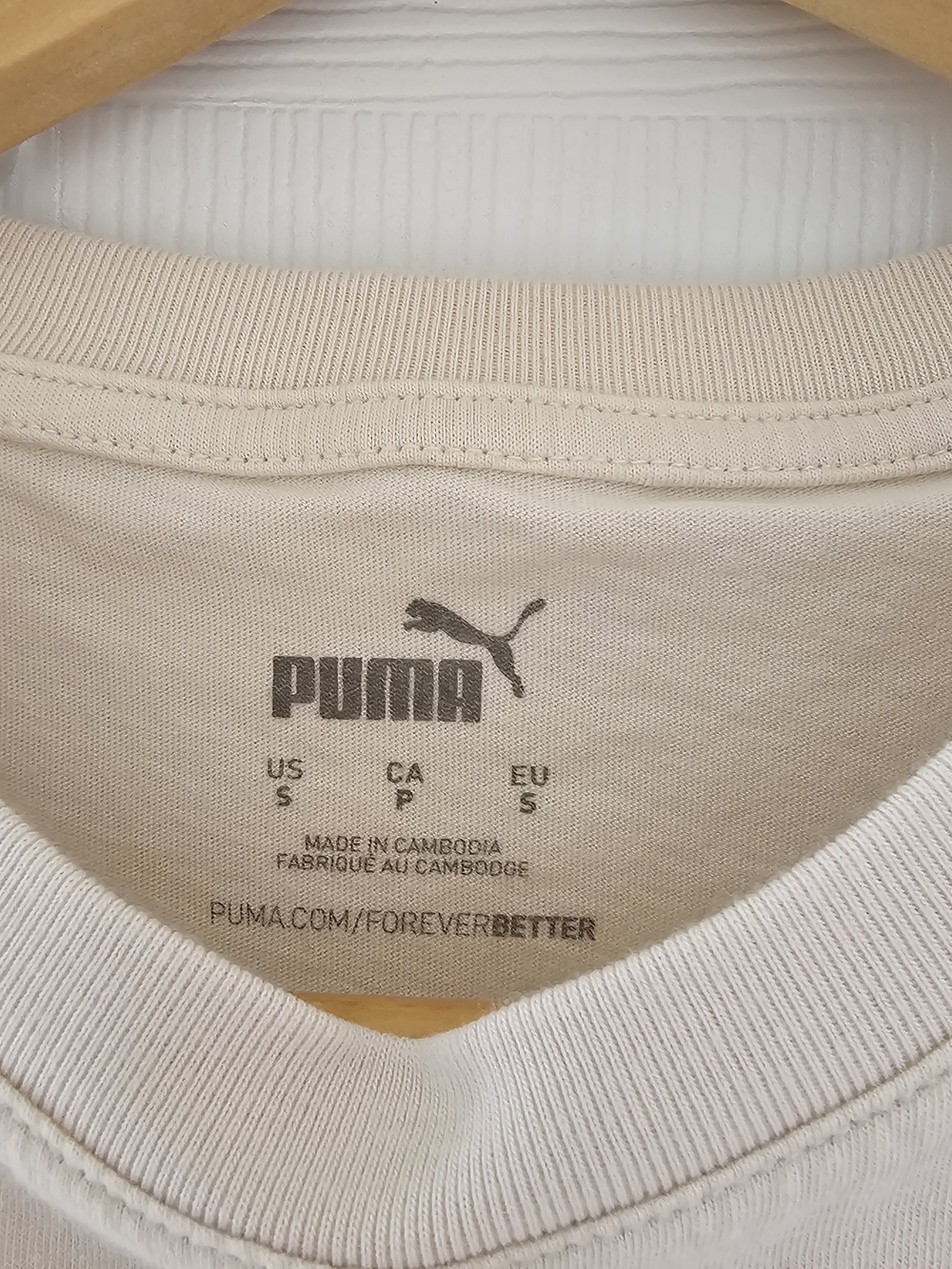 Puma Graphic Logo Tee in Cream - Picture 2 of 3